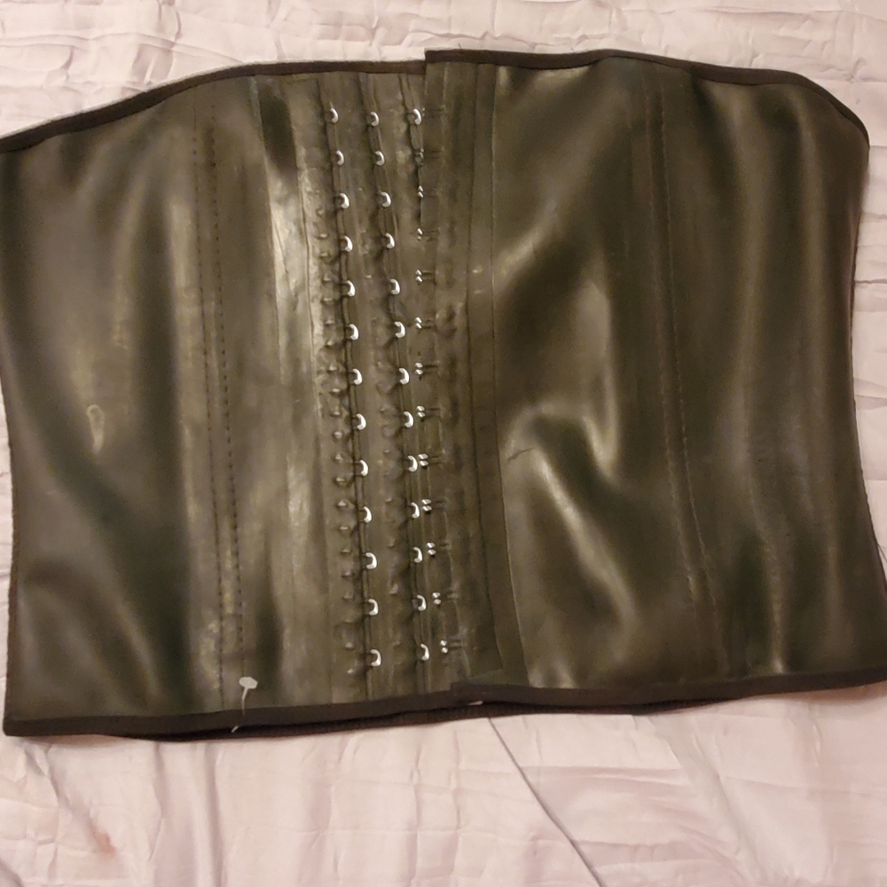 Ann Cherry Black Waist Cincher size 40 XXL - Picture 2 of 9